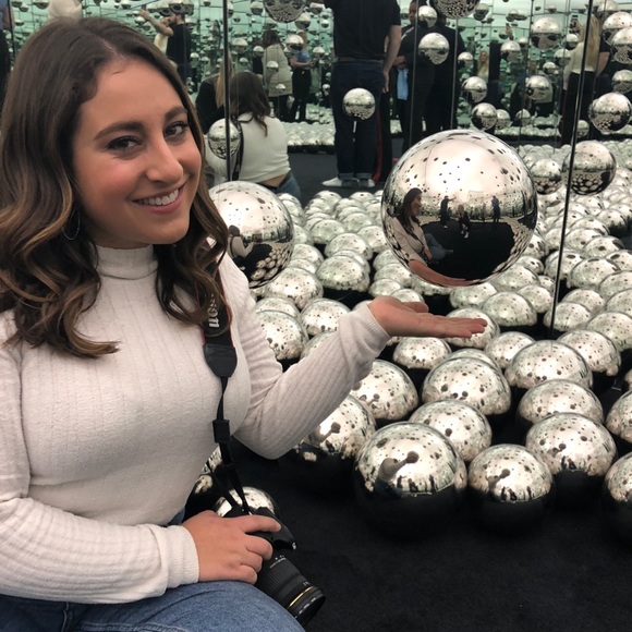 Meet your Posher, Gina - Picture 5 of 7